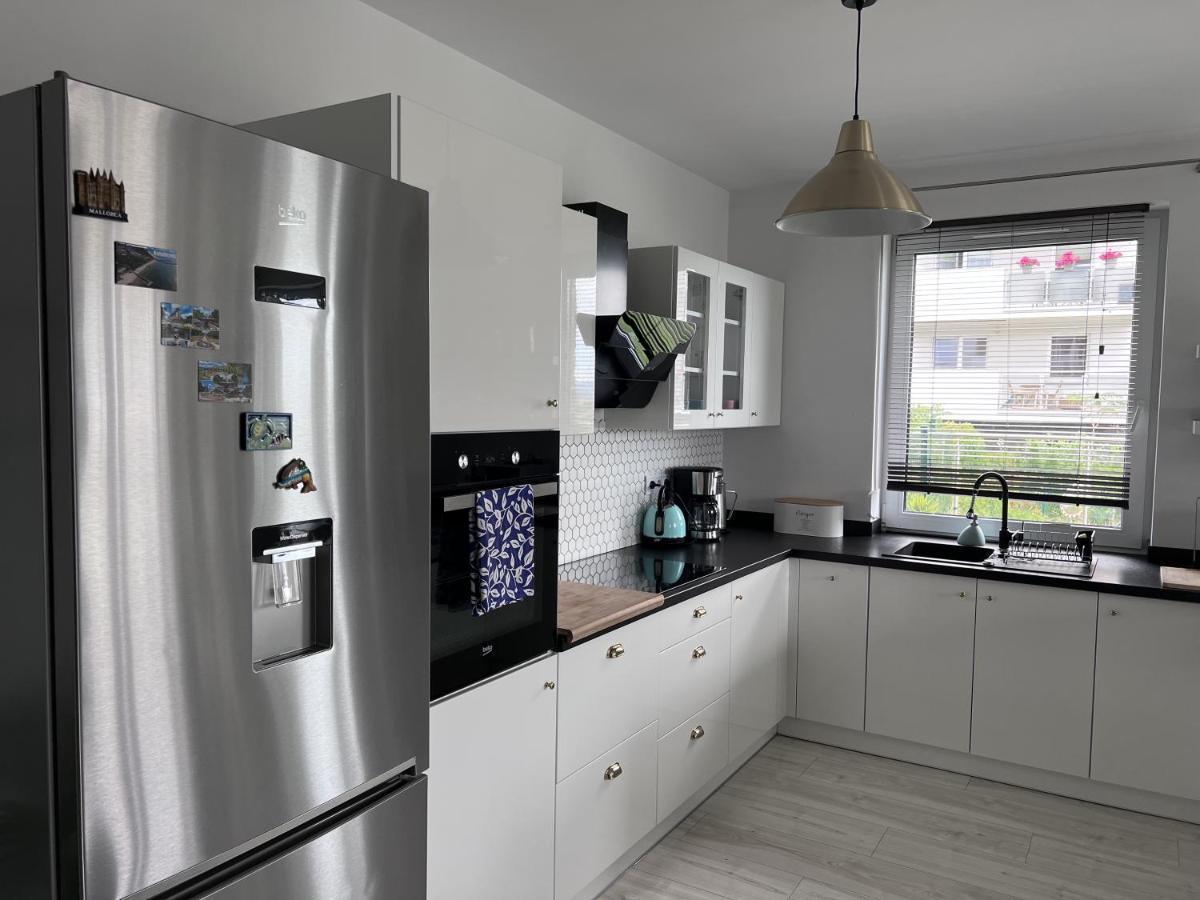 Apartament Z Tarasem Na Osiedlu Rakownica Jelenia Gora Bagian luar foto